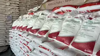 Los fertilizantes servirás para atender aproximadamente 500 mil hectáreas de cultivos de maíz y frijol