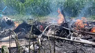El incidente ocurrió minutos después del mediodía de hoy cerca de la carretera Jiquilpan a Manzanillo