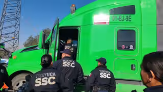 Robo de pipa en la México–Pachuca desata persecución policiaca y termina con un detenido