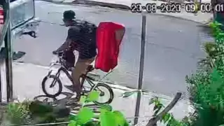 ¡No perdonan nada! Exhiben a un ladrón de pantalones en Ciudad Caucel, Mérida: VIDEO