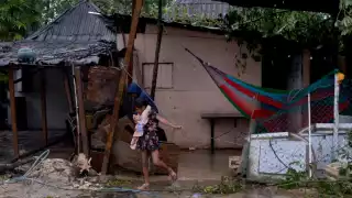 Luego de las lluvias que se registraron la noche del pasado jueves, la población acusó fallas en el suministro del servicio.