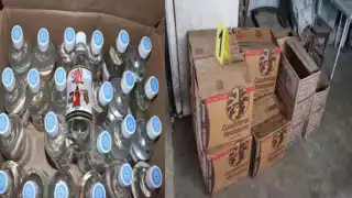 Fueron decomisadas 24 botellas de licor y siete cartones de cervezas