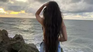 La joven sigue dando de qué hablar luego de que se popularizó en Youtube. Foto: especial