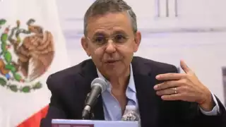 César Yáñez  ha participado activamente como vocero en las tres candidaturas presidenciales de Andrés Manuel López Obrador