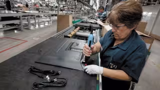 El INEGI destacó que la cantidad de personas sin empleo disminuyó a 1.5 millones durante el pasado mes de febrero