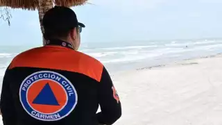 El Frente Frío No. 42 que se mantiene de forma estacionaria en las aguas del Golfo de México