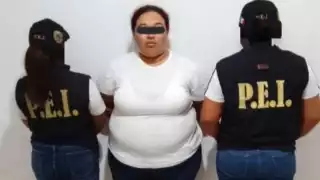 Arrestan a una mujer en Mérida luego de  encontrarle drogas en su motocicleta