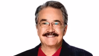 Pedrito Sola se disculpa tras comentarios polémicos sobre los “perrhijos”