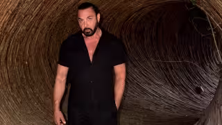 Latin Lover entra a cirugía y pide oraciones: “pídanle al de arriba que todo salga bien”