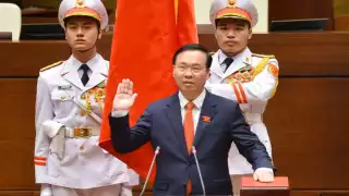 Vo Van Thuong tiene 52 años y se convierte en el mandatario de Vietnam 
