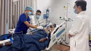 Tragedia en Vietnam: vuelca lancha con turistas en isla paradisíaca y deja al menos 15 muertos