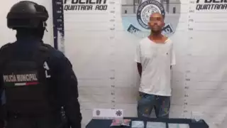 El hombre intentó darse a la fuga al ver a la policía