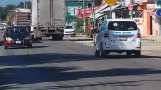 Habitantes de Lázaro Cárdenas, Quintana Roo, denuncian deficiencias en el servicio de taxis
