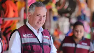 Santiago Nieto cuenta con domicilio en Querétaro