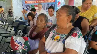 Las mujeres externaron su molestia en el mitín del candidato panista
