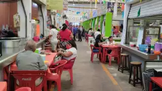 Desde septiembre de 2021 los locatarios esperan sus renovaciones