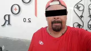 Por el ejercicio ilícito de atribuciones y facultades