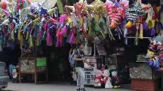 Existe una gran variedad de modelos, estilos y personajes que son representadas en las piñatas