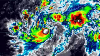 ‘Simón’ se intensifica a Huracán Categoría 1 sobre el Pacifico 