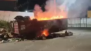 Madrugada de fuego en Escárcega; incendian contenedor de basura