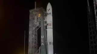 La misión 'Colmena' llegará en un mes a la Luna