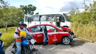 Los equipos de rescate trabajaron arduamente para asegurar la zona y evitar mayores complicaciones