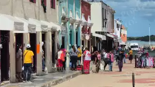 Mujer en crisis finge accidente y agrede a paramédicos en el Centro de Champotón
