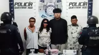 Los detenidos tenían en su poder armas de fuego y dosis de droga