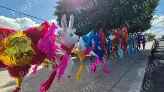 Aumenta la venta de piñatas en Champotón por fiestas decembrinas