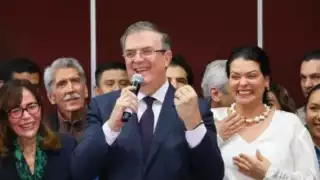 Marcelo Ebrard compartió el documento que le envió la Comisión de Honestidad y Justicia de Morena, por la queja que presentó sobre presuntas irregularidades en el proceso interno.