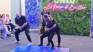 Fueron 40 mujeres las que acudieron al taller práctico de defensa personal