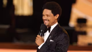 Donald Trump amenaza con demandar a Trevor Noah por hacer un chiste sobre él en los Grammys