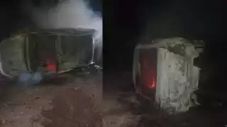 Taxi de Felipe Carrillo Puerto se incendia tras volcadura en la comunidad de Santa Rosa