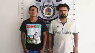 Los detenidos tenían en su poder varias dosis de estupefacientes