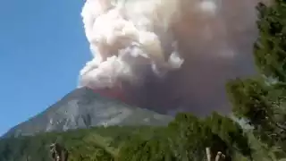 Así lucía el incendio en El Muerto