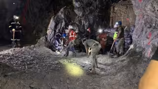Rescate en mina Santa Fe: ajustan estrategia por inundación y jales en túneles; buscan a 3 trabajadores