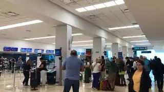 Los vuelos con menor escala son a Veracruz y Miami