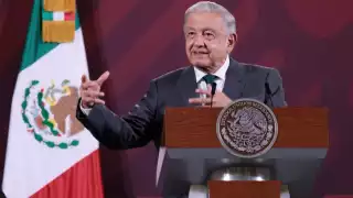 Andrés Manuel López Obrador indicó que lo que sucede en Nuevo León en torno al Gobernador Samuel García es un asunto de politiquería