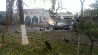Explosión de auto bomba sacude Coahuayana: dos muertos y varios heridos en el centro del municipio