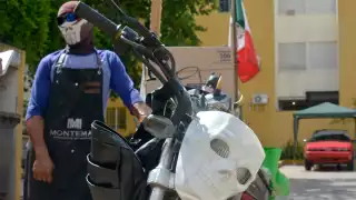 Afirmo que trabaja durante las mañanas recorriendo  Cielo Nuevo y Paseos del Mar
