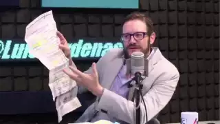 El periodista Hernán Gómez sufrió un trago amargo en la Marcha por Nuestra Democracia