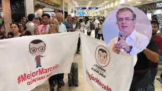 Provenientes de distintos municipios entre los vuelos destacan, Benito Juárez, Solidaridad y Tulum, esperan al precandidato