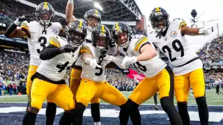 Con el triunfo sobre los Seahawks, los Pittsburgh Steelers se mantienen en la caza de uno de los dos puestos de wild card disponibles