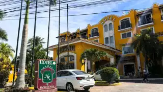 Hoteleros de Carmen urgen continuidad en proyectos turísticos y conectividad