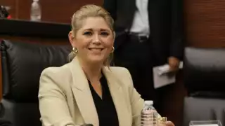 Verónica Camino Farjat ha pedido licencia al Senado para entrar a la contienda de Morena