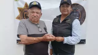 Detienen a un taxista en Mérida por el presunto robo de 20 mil pesos a un abuelito