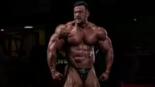 Muere fisicoculturista brasileño durante una cirugía a los 29 años