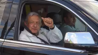 AMLO fue recibido por la gobernadora de Campeche, Layda Sansores San Román