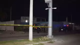 El joven viajaba a exceso de velocidad y perdió el control