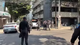 Operativo contra la extorsión en la colonia Juárez deja un policía herido y cuatro detenidos en CDMX